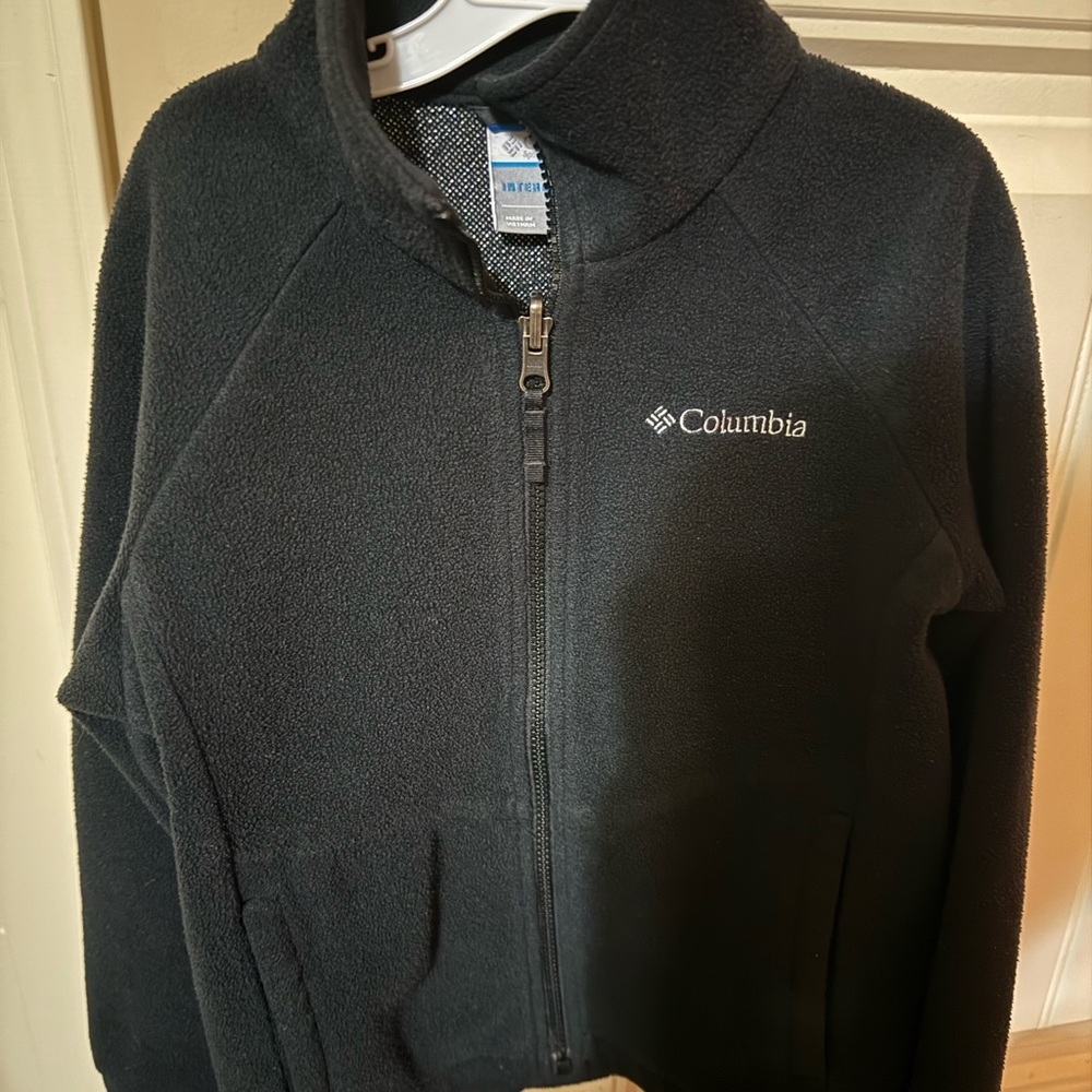 Boys Small Columbia Jacket 
Rain shell with fleece liner